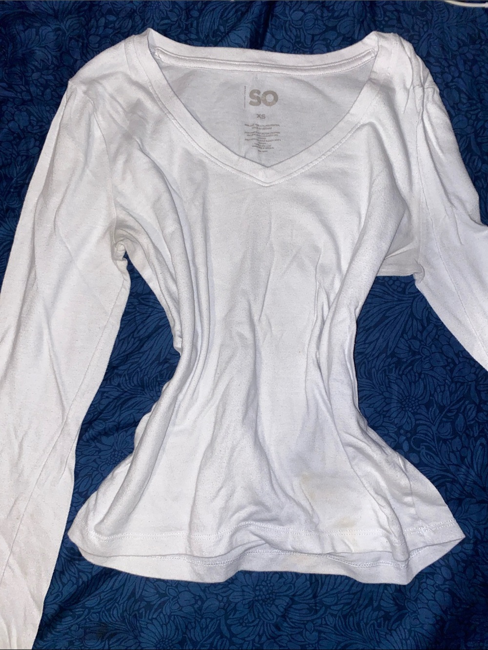 SO White V-Neck Long Sleeve Tee